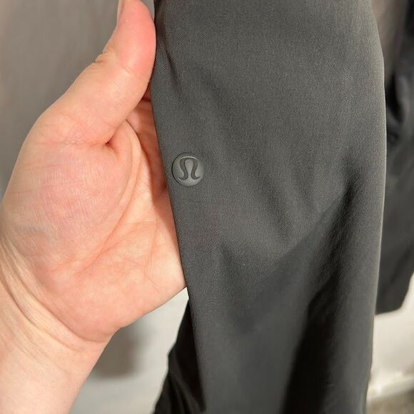 Lululemon Great Wall Pants Men's XL Gray 32" Inseam Tapered Joggers M5903S - Picture 8 of 12